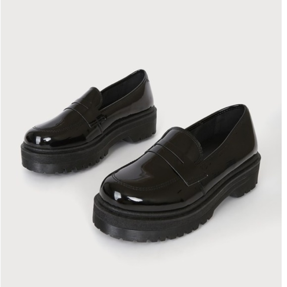 !! RESTOCKED !! Black Patent Leather Chunky Sole Loafers - Picture 12 of 12
